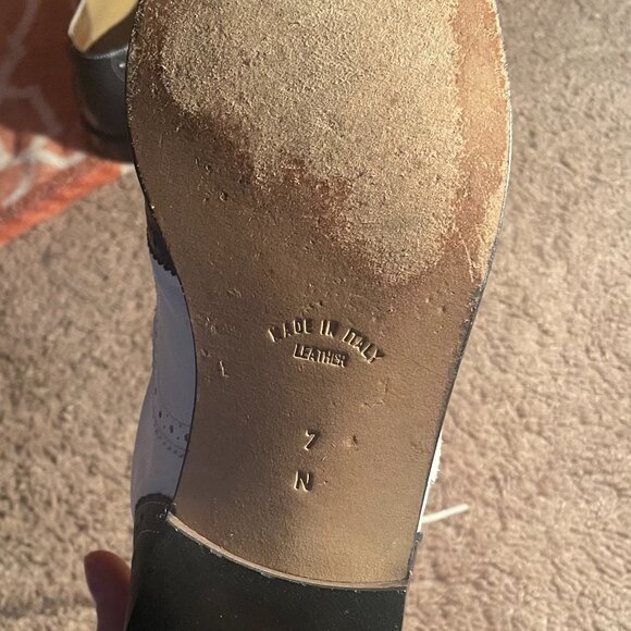 ANNE KLEIN Two-Tone Leather Oxfords Size 7 - Picture 6 of 7